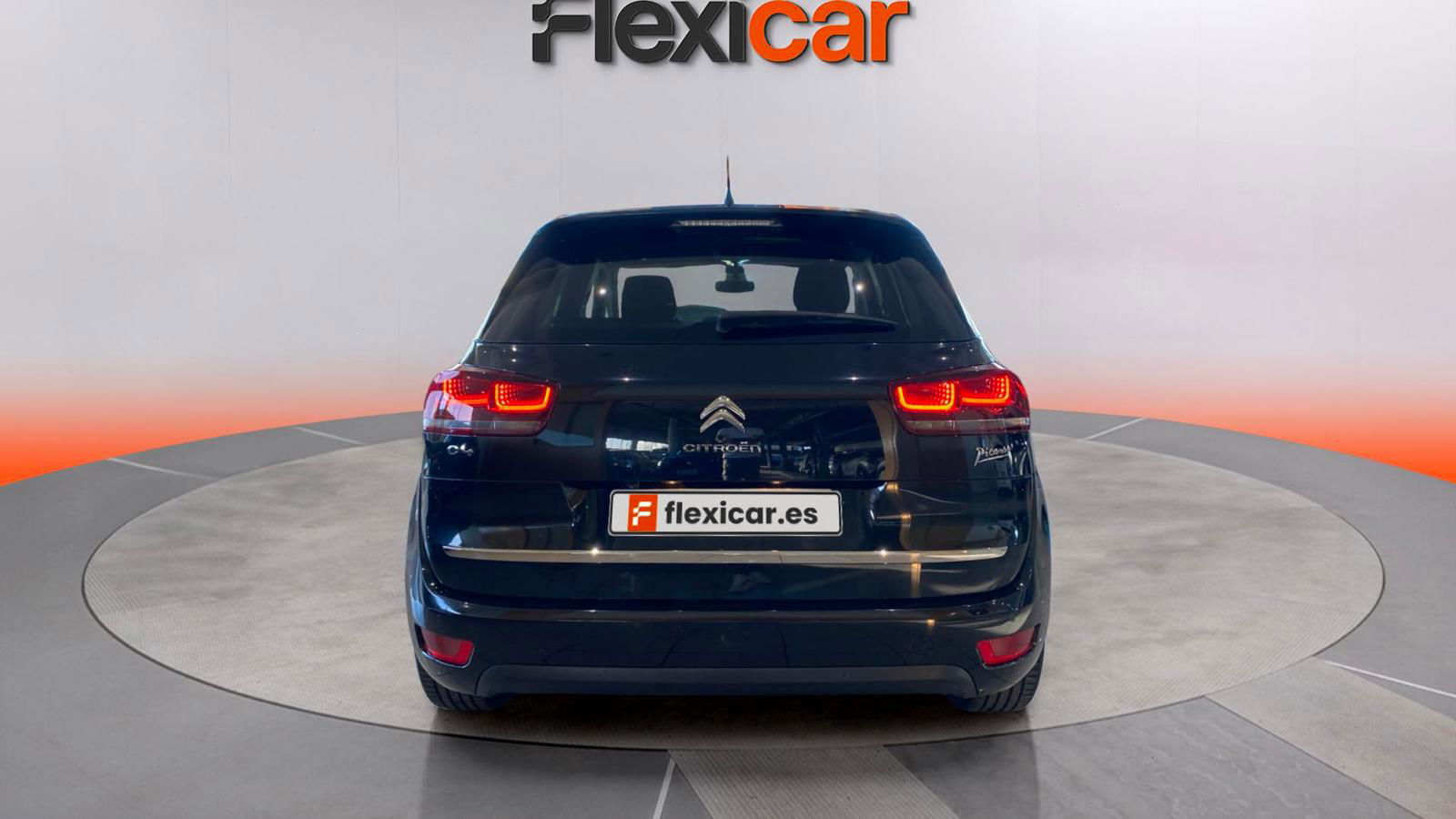 https://cdn-flexicar.caraffinity.it/public_appraisal_images_pro/images/stock/189578/aEsWp4oOx9__WhatsApp Image 2025-09-23 at 19.28.01 (8).jpeg